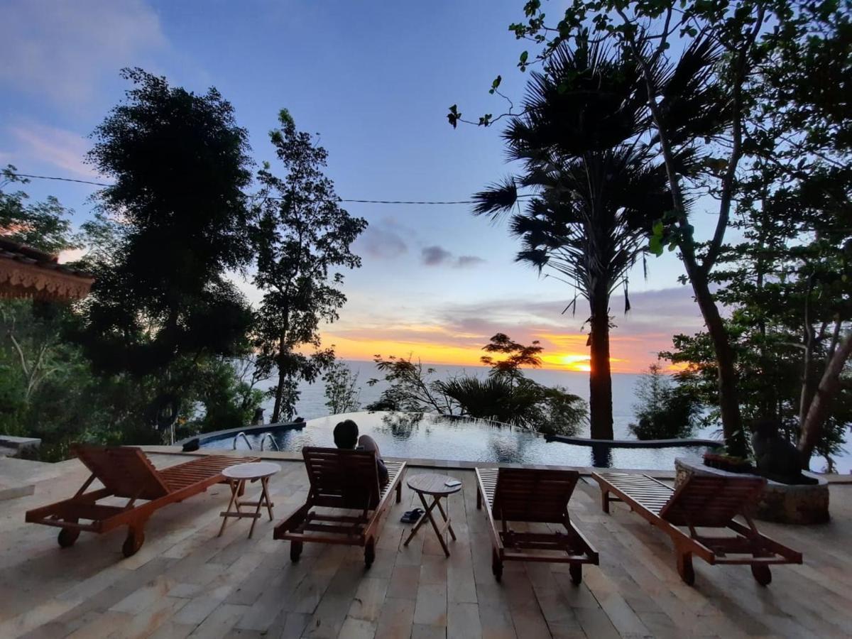 Edge Resort, Yogyakarta パラントゥリティス エクステリア 写真