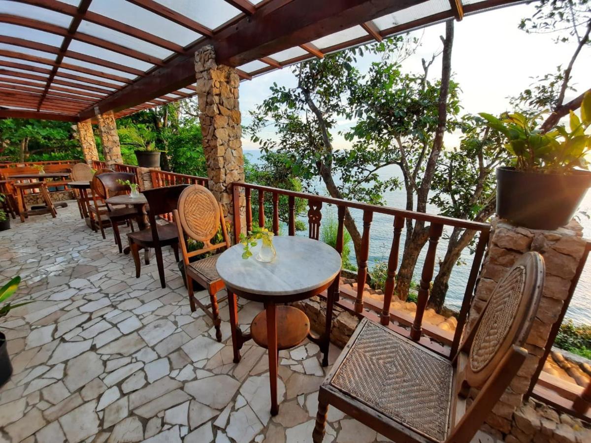 Edge Resort, Yogyakarta パラントゥリティス エクステリア 写真
