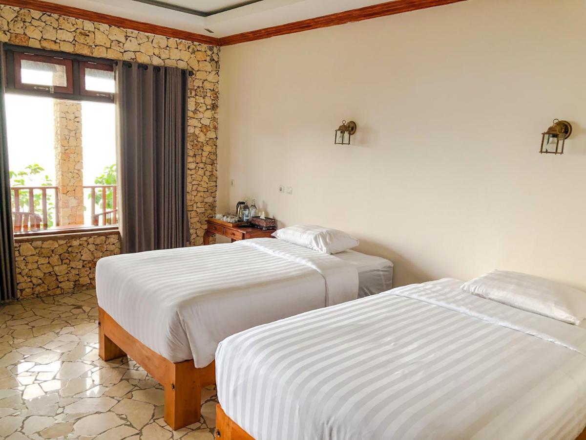 Edge Resort, Yogyakarta パラントゥリティス エクステリア 写真