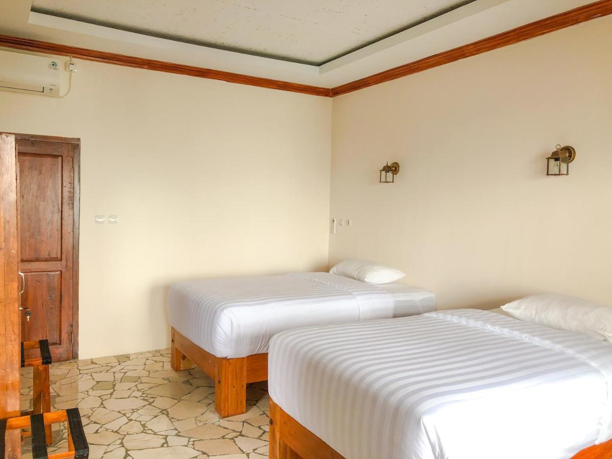 Edge Resort, Yogyakarta パラントゥリティス エクステリア 写真